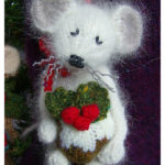 A Very Mice Christmas Pudding Free Knitting Pattern