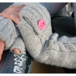 Commuter Fingerless Mittens Free Knitting Pattern