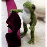 Green Frog Amigurumi Knitting Pattern