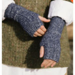 Reversible Fingerless Mitts Free Knitting Pattern