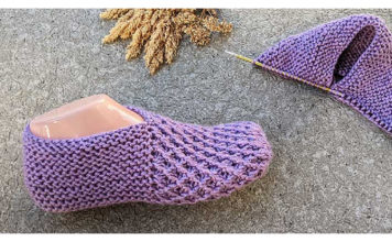 Viola Flat Slippers Free Knitting Pattern and Video Tutorial