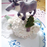 Winter Wonderland Tea Cosy Free Knitting Pattern