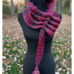 Cari Keyhole Scarf Knitting Pattern