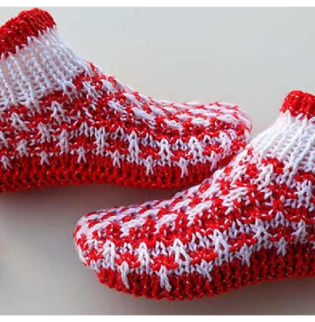 Flat Christmas Socks Free Knitting Pattern and Video Tutorial
