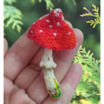 Fly Agaric Free Knitting Pattern