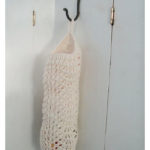 Feather and Fan Plastic Bag Keeper Free Knitting Pattern