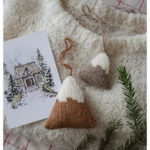 Snowy Mountain Ornament Free Knitting Pattern