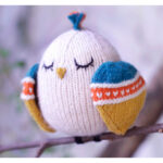 The Happy Bird Lily Free Knitting Pattern