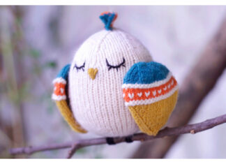 The Happy Bird Lily Free Knitting Pattern
