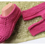 Flat Two-Needles Slippers Free Knitting Pattern and Video Tutorial